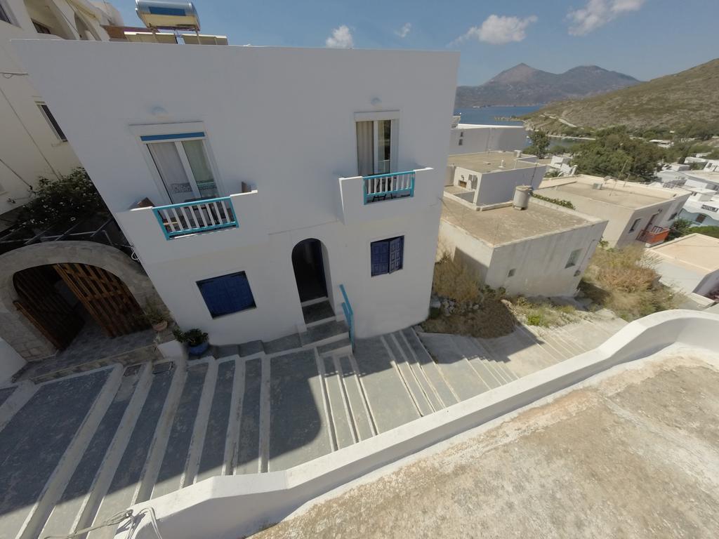 Bella Vista Hotel Adamantas Exterior photo